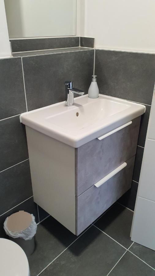 Davin City Aparments - Self-Check-In Hamburg Ngoại thất bức ảnh