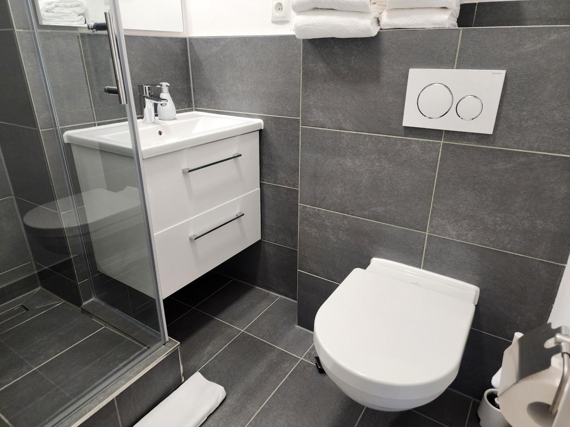 Davin City Aparments - Self-Check-In Hamburg Ngoại thất bức ảnh
