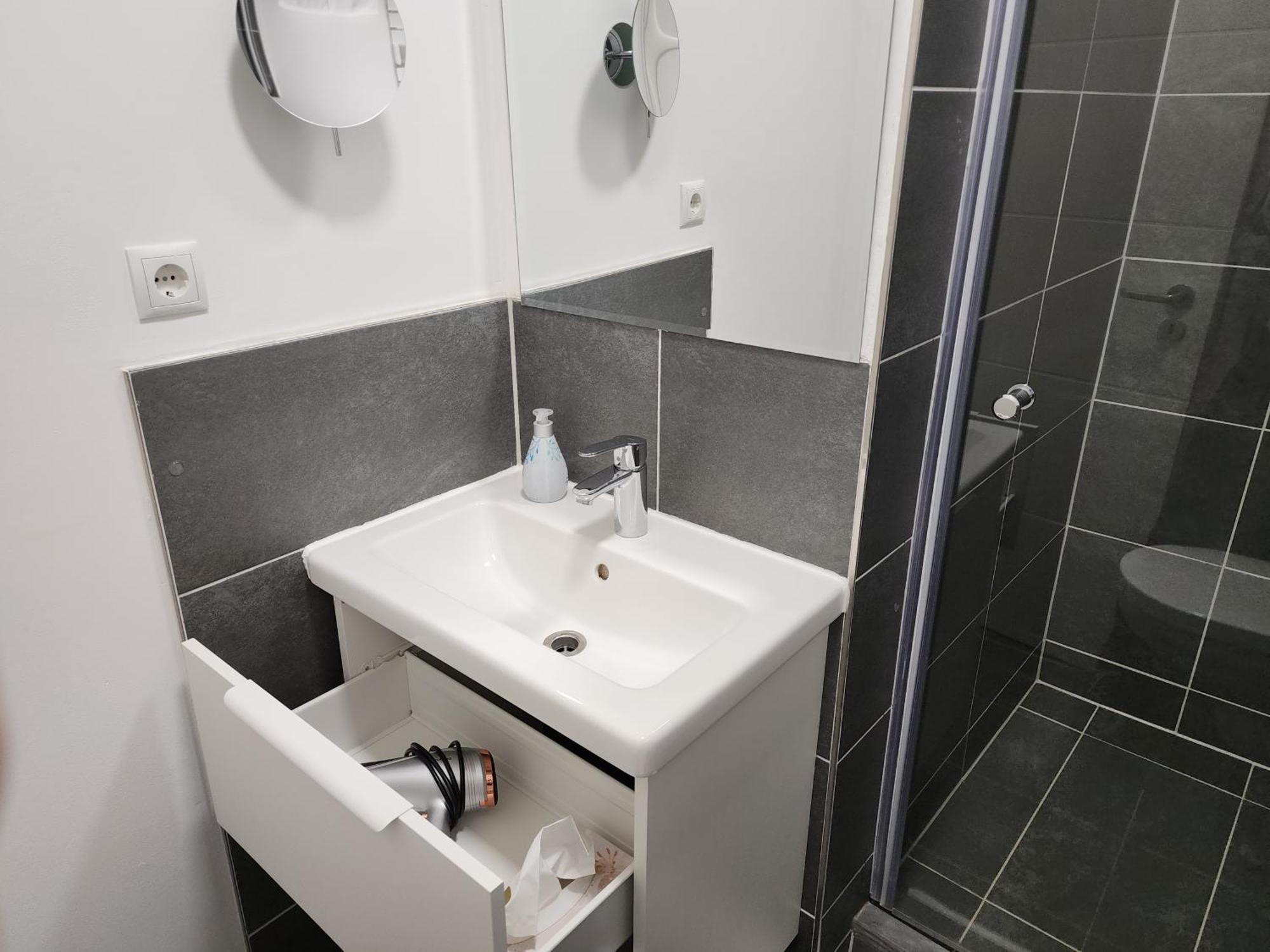Davin City Aparments - Self-Check-In Hamburg Ngoại thất bức ảnh